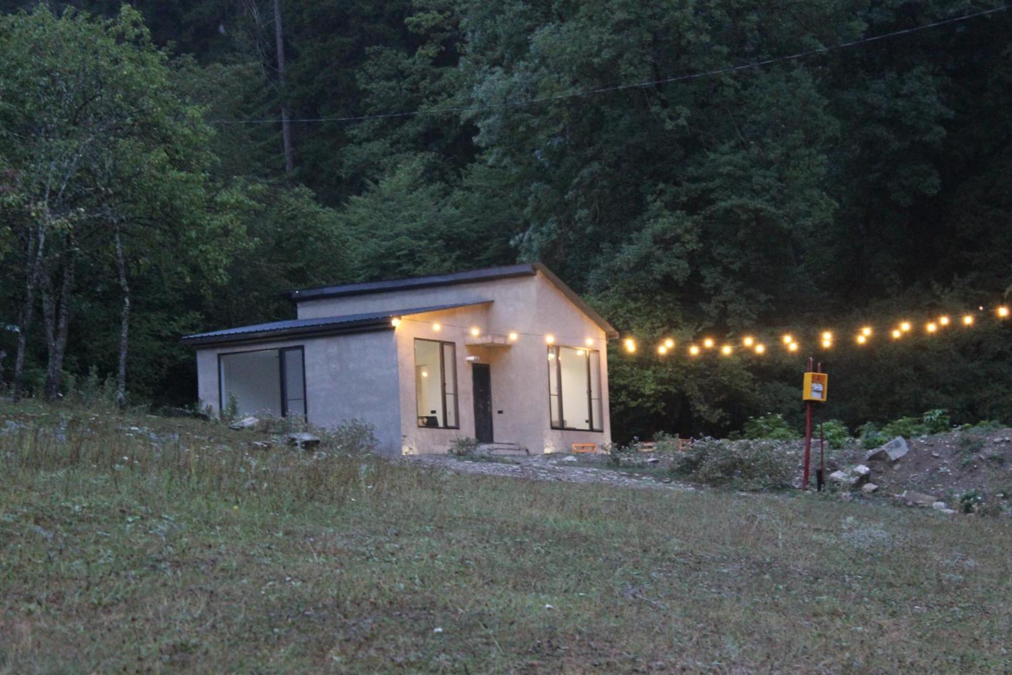 Cozy House In The Forest Borjomi Bagian luar foto